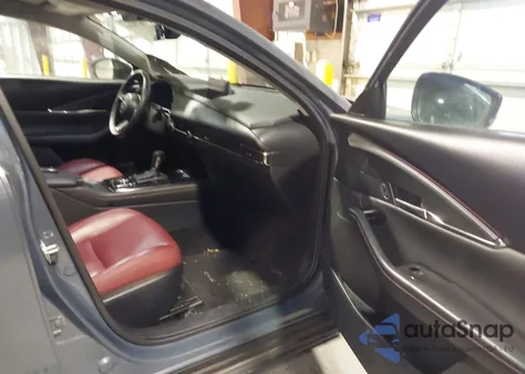 2025 Mazda Cx-30 2.5 S Carbon Edition z USA, uszkodzony, nr VIN 3MVDMBCM6SM798907